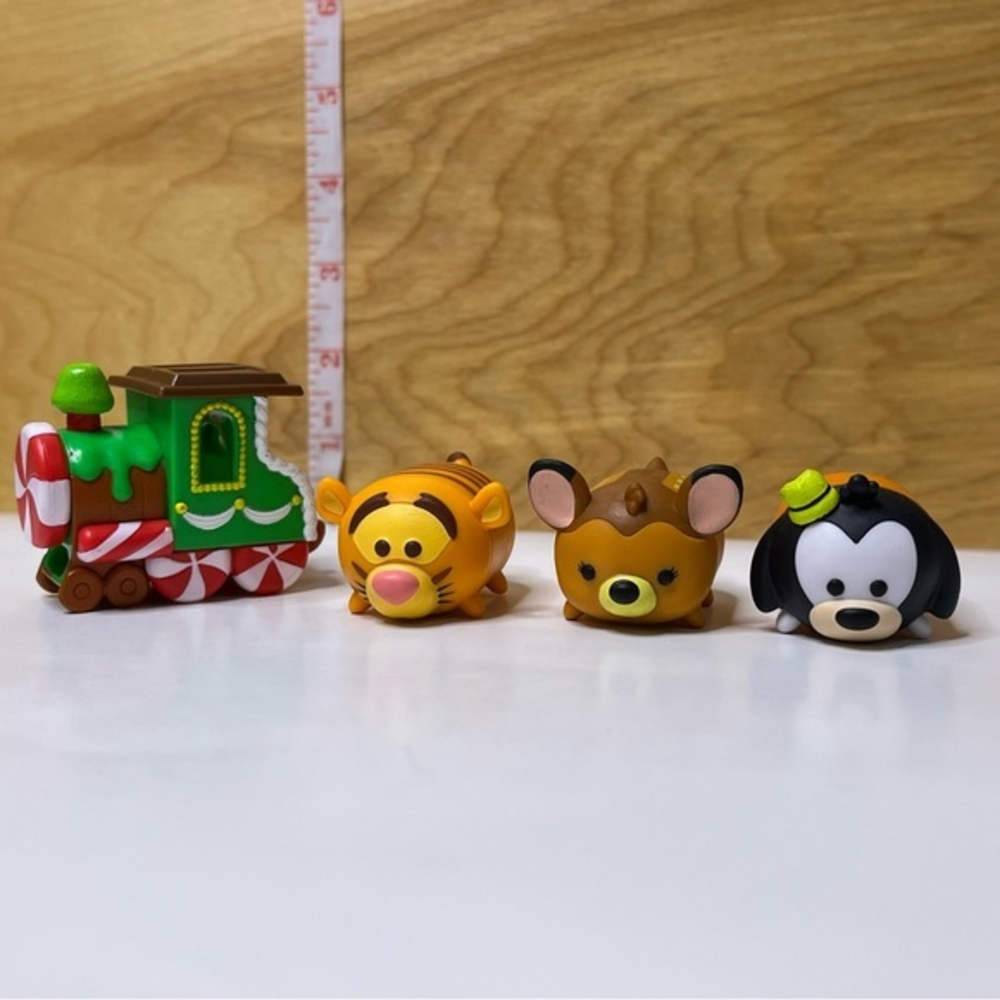 Assorted‎ Pack of 4 Disney Tsum Tsum Vinyls